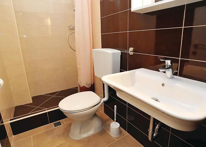 25 別荘 Pakoštane