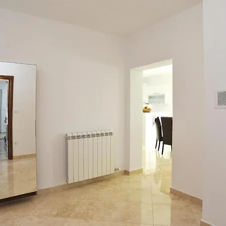 Lovely In With Wifi Holiday home