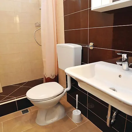 Lovely In With Wifi Holiday home Pakostane
