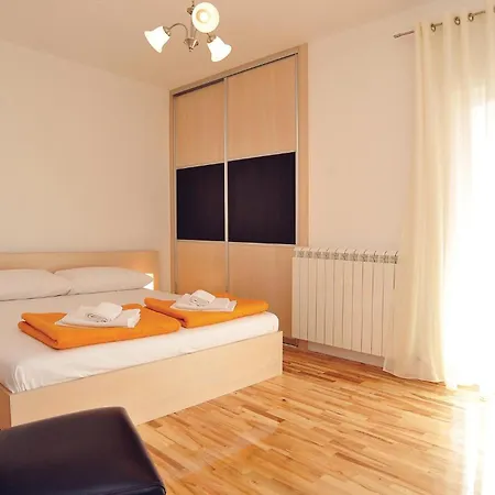 Lovely In With Wifi Holiday home *