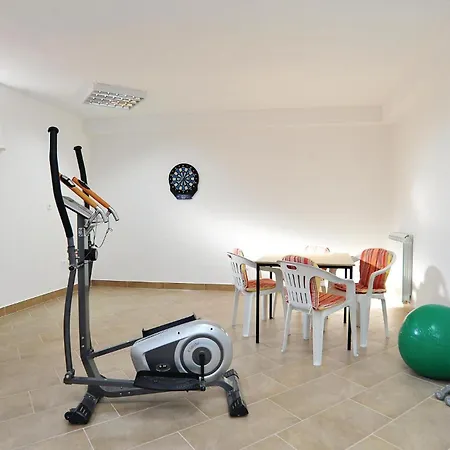 Tatil Evi 25 *