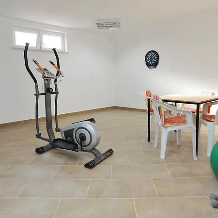 25 Tatil Evi *