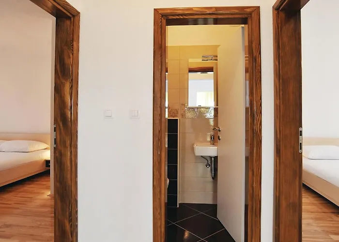 25 Дом отдыха *